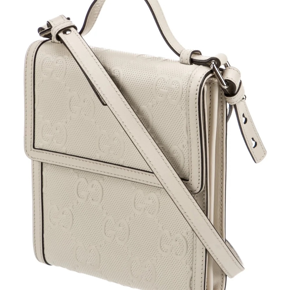 Gucci Elegant Cream Crossbody Bag - Picture 3 of 7
